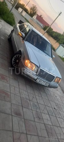Mercedes E 300 1993, 478,547 km - 3.0 l - Qazax