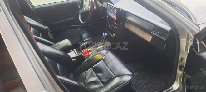 Mercedes E 300 1993, 478,547 km - 3.0 l - Qazax