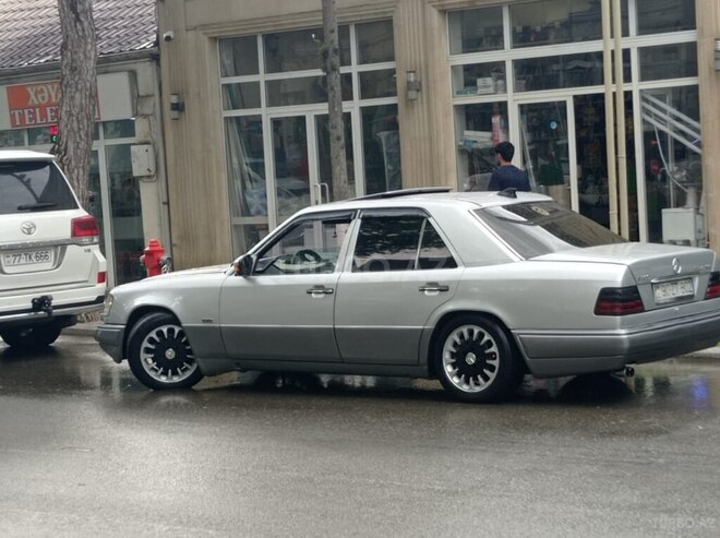 Mercedes E 300 1993, 478,547 km - 3.0 l - Qazax