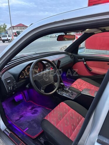 Mercedes C 180 1999, 300,000 km - 1.8 l - Sumqayıt