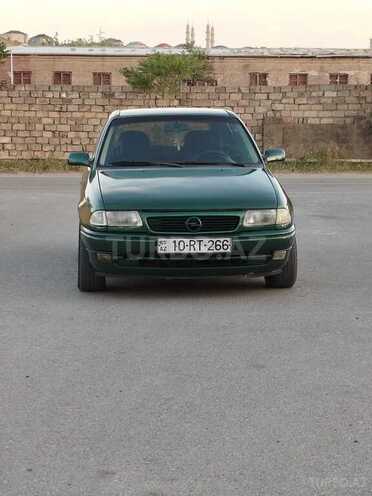 Opel Astra 1995, 245,000 km - 1.8 l - Bakı