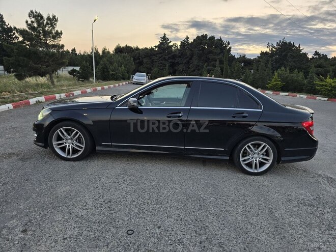 Mercedes C 300 4MATIC 2012, 175,000 km - 3.5 l - Bakı