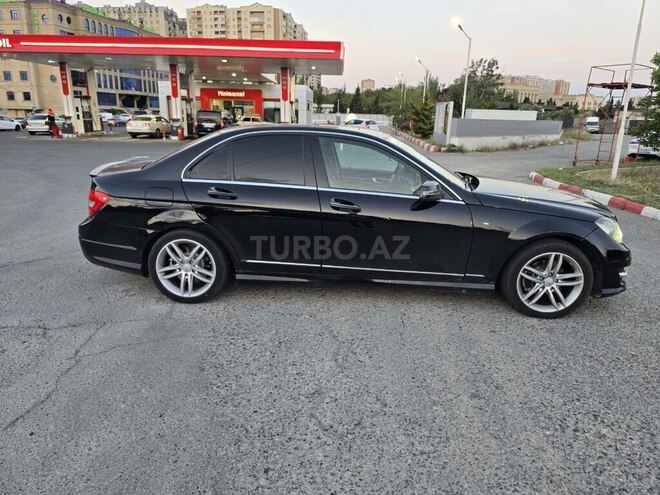 Mercedes C 300 4MATIC 2012, 175,000 km - 3.5 l - Bakı