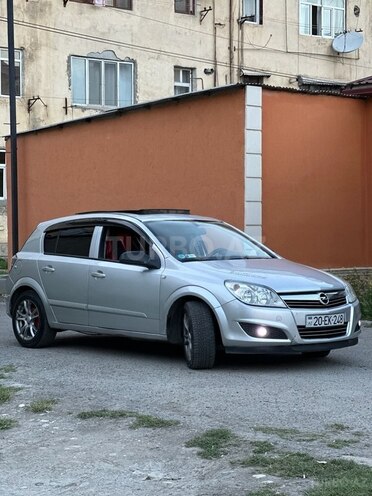 Opel Astra 2007, 272,000 km - 1.4 l - Xaçmaz