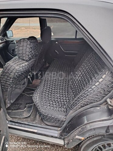 Mercedes E 250 1991, 222,222 km - 2.5 л - Ucar