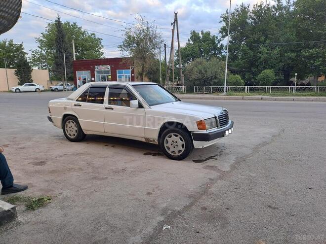 Mercedes 190 1991, 254,102 km - 2.0 l - Bərdə