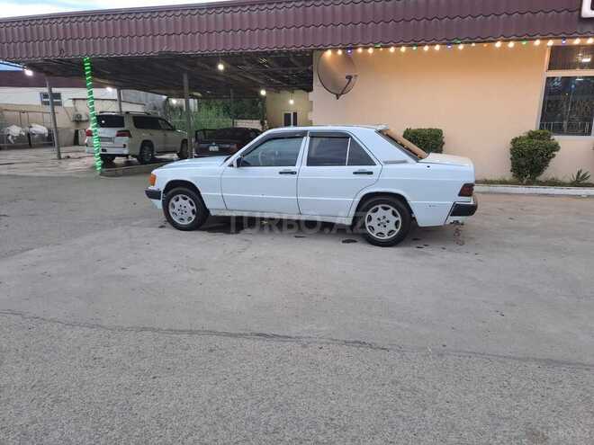 Mercedes 190 1991, 254,102 km - 2.0 l - Bərdə