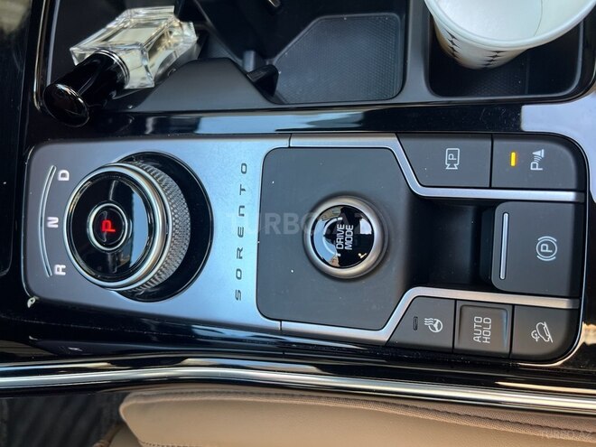 Kia Sorento 2023, 18,400 km - 1.6 л - Bakı