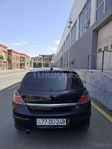 Opel Astra 2006, 285,000 km - 1.4 l - Gəncə