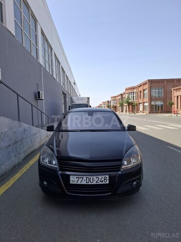 Opel Astra 2006, 285,000 km - 1.4 l - Gəncə