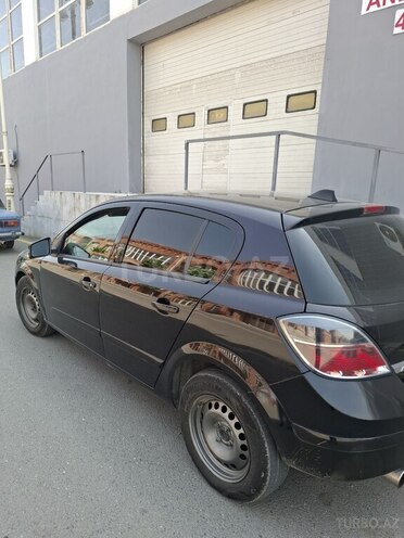 Opel Astra 2006, 285,000 km - 1.4 l - Gəncə