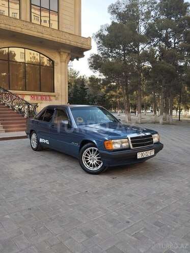 Mercedes 190 1991, 303,039 km - 2.0 л - Xırdalan
