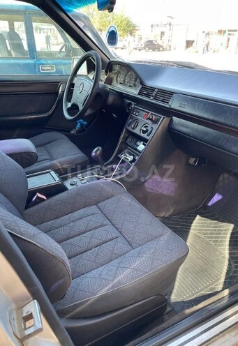 Mercedes E 200 1994, 650,000 km - 2.0 l - Cəlilabad