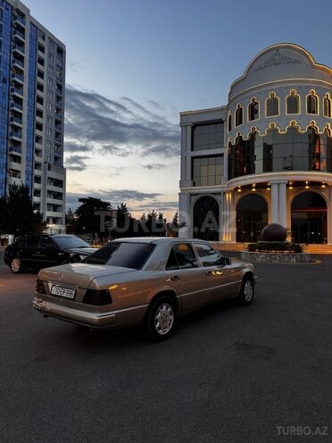 Mercedes E 230 1989, 444,444 km - 2.3 l - Bakı