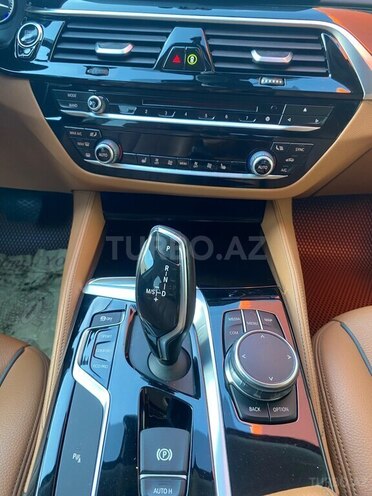 BMW 520 2018, 185,000 km - 2.0 l - Bakı