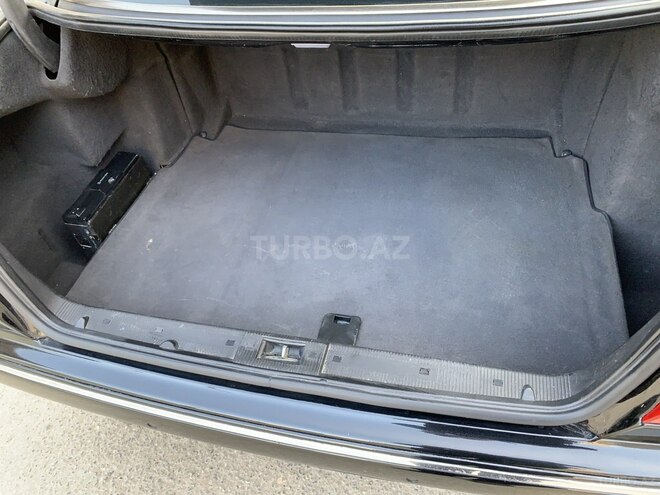 Mercedes E 280 2001, 231,517 km - 2.8 l - Bakı