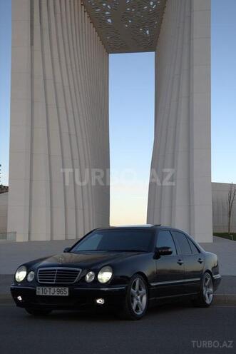 Mercedes E 280 2001, 231,517 km - 2.8 l - Bakı