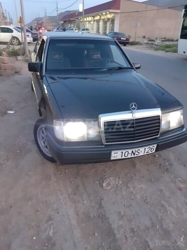 Mercedes E 200 1993, 570,500 km - 2.0 l - Bakı