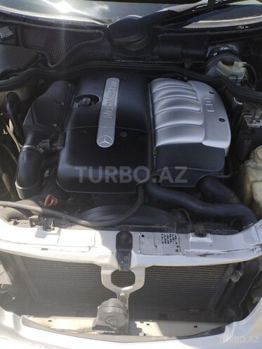 Mercedes E 270 1999, 395,000 km - 2.7 l - Bakı