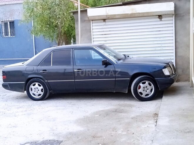 Mercedes E 200 1993, 570,500 km - 2.0 l - Bakı