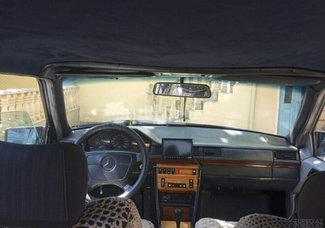 Mercedes E 200 1993, 570,500 km - 2.0 l - Bakı