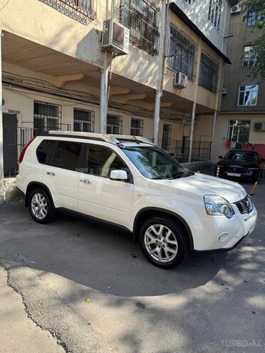 Nissan X-Trail 2013, 165,000 km - 2.5 l - Bakı