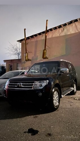 Mitsubishi Pajero 2011, 156,880 km - 3.5 л - Bakı