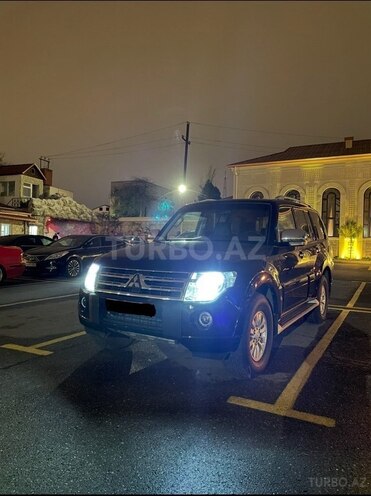 Mitsubishi Pajero 2011, 156,880 km - 3.5 л - Bakı