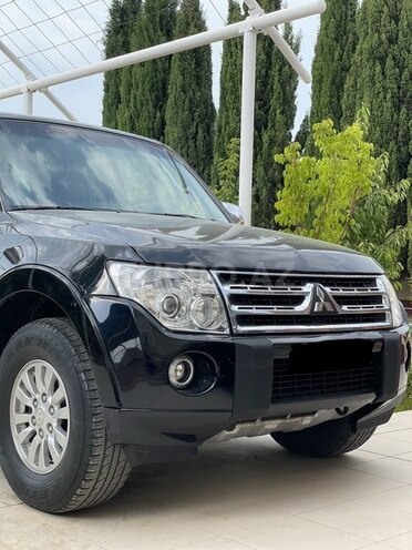 Mitsubishi Pajero 2011, 156,880 km - 3.5 л - Bakı
