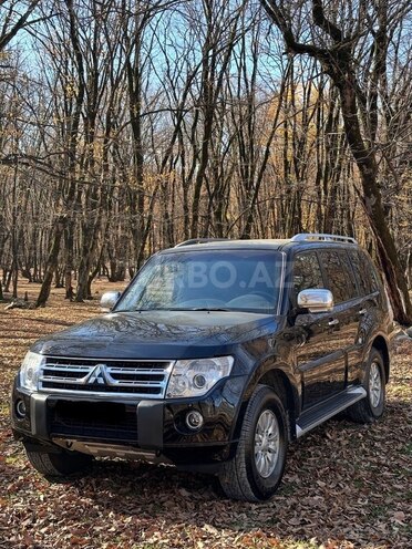 Mitsubishi Pajero 2011, 156,880 km - 3.5 л - Bakı