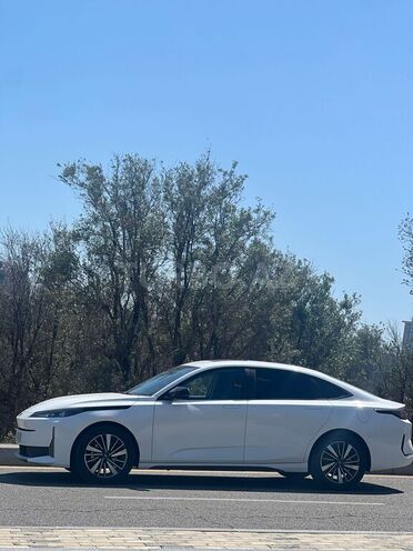 Changan Qiyuan A05 2024, 25,000 km - 1.5 л - Bakı