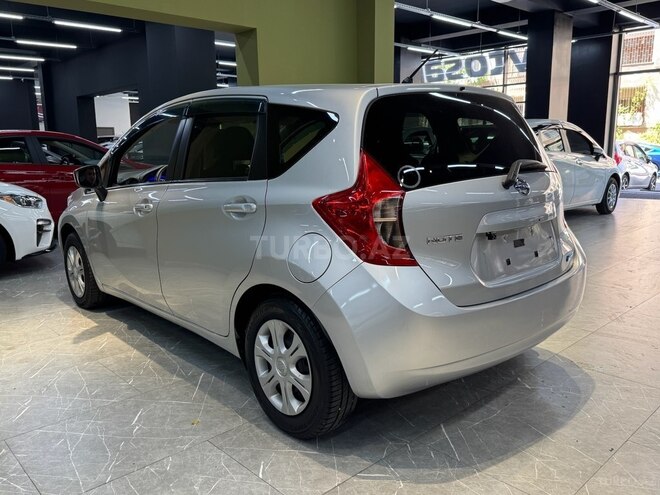 Nissan Note-6