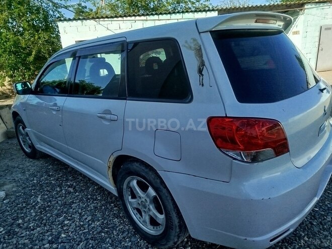 Mitsubishi Airtrek 2002, 268,000 km - 2.0 l - Neftçala
