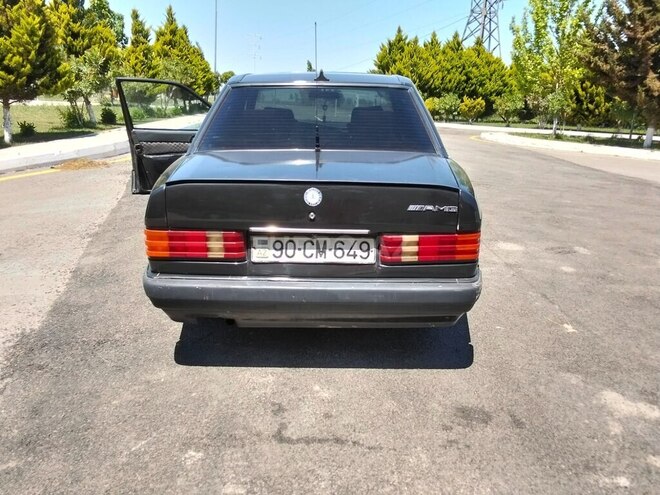 Mercedes 190 1992, 250,000 km - 2.0 l - Tovuz