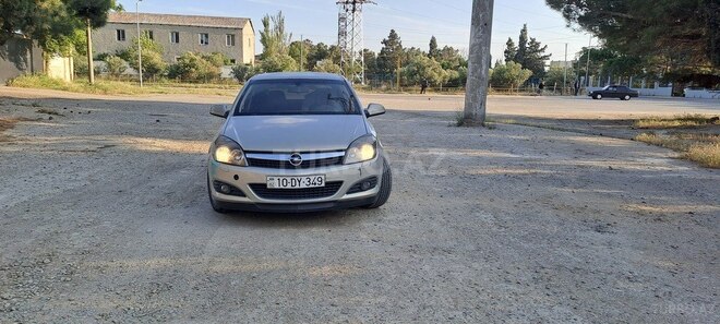 Opel Astra 2010, 323,511 km - 1.3 l - Bakı