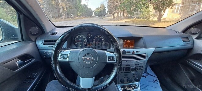 Opel Astra 2010, 323,511 km - 1.3 l - Bakı