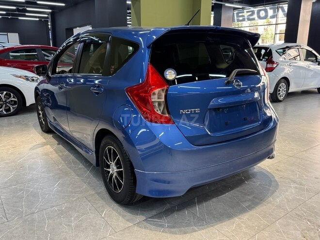 Nissan Note-7