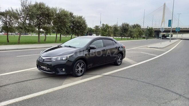 Toyota Corolla 2014, 300,000 km - 1.6 l - Bakı