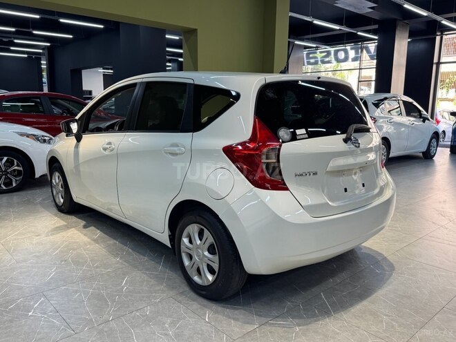 Nissan Note-6