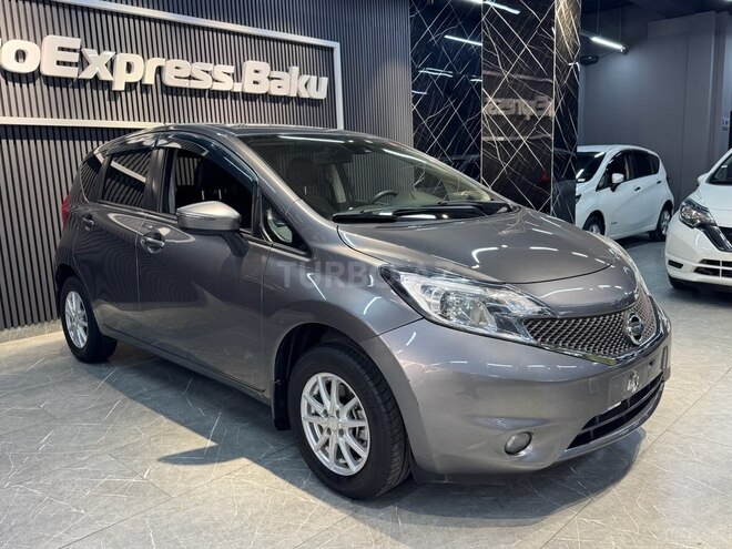 Nissan Note-2