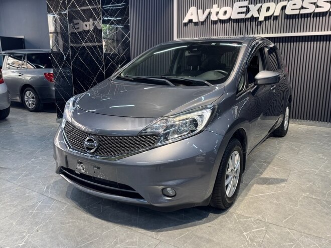Nissan Note-5