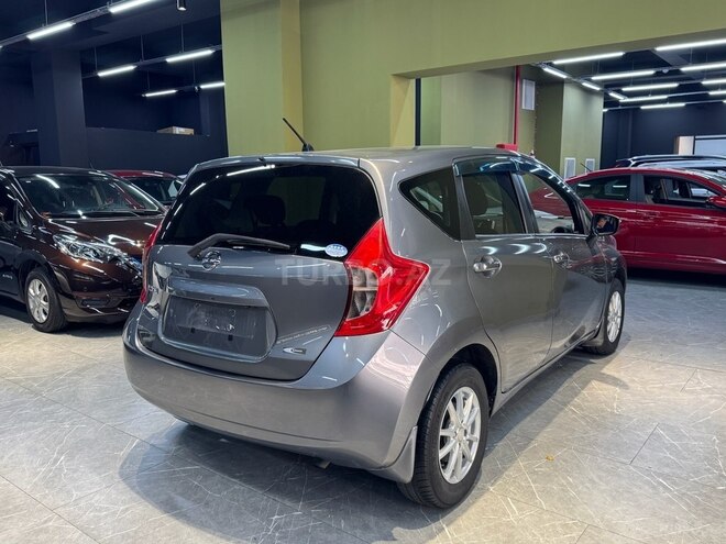 Nissan Note-8