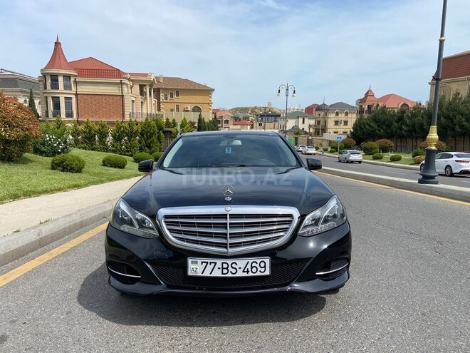 Mercedes E 220-1