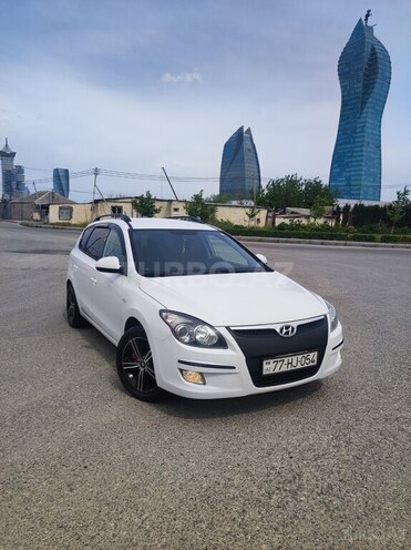 Hyundai i30 2010, 330,000 km - 1.6 l - Bakı