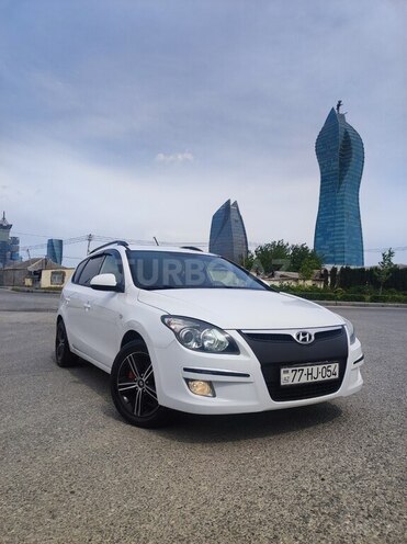 Hyundai i30 2010, 330,000 km - 1.6 l - Bakı