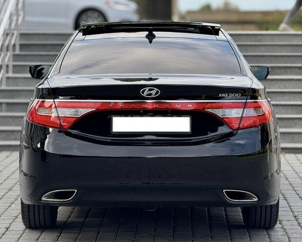 Hyundai Grandeur-10