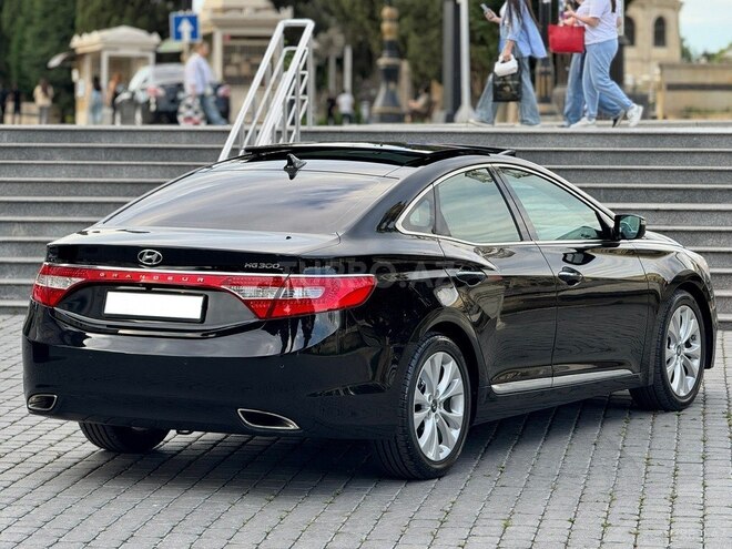 Hyundai Grandeur-9