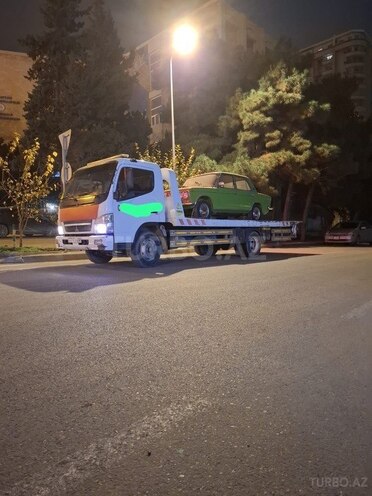 Mitsubishi Canter 2009, 564,088 km - 3.9 l - Bakı