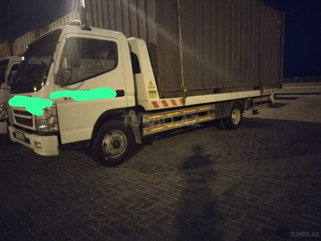 Mitsubishi Canter 2009, 564,088 km - 3.9 l - Bakı