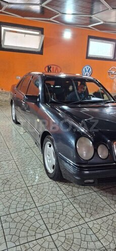 Mercedes E 230 1997, 400,000 km - 2.3 л - Sumqayıt